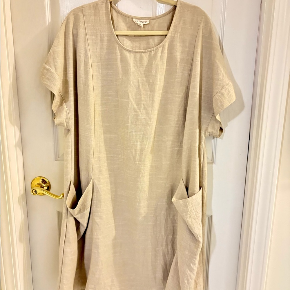 Linen Tan Short Sleeve Dress with pockets.